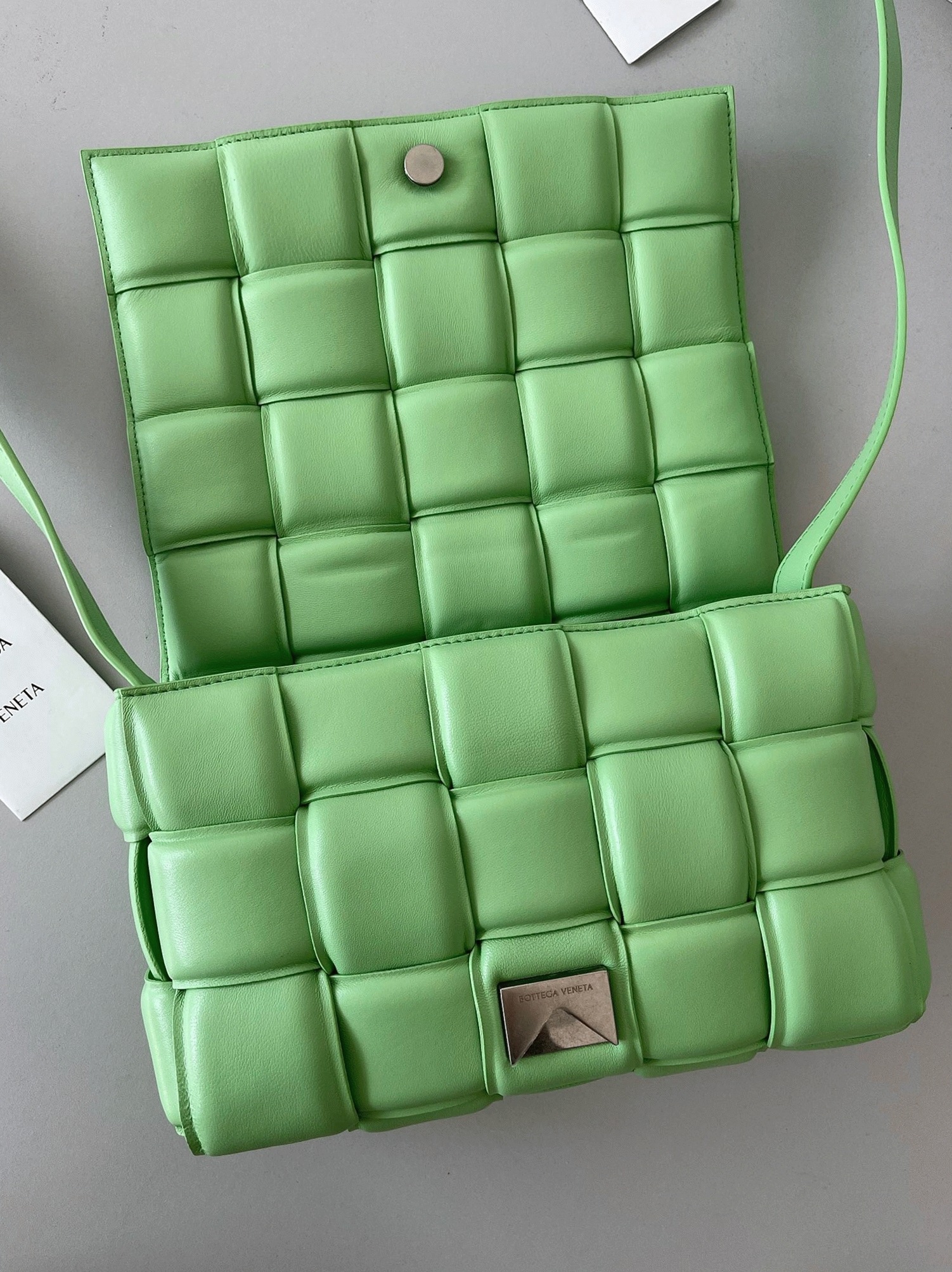 Top Quality Fake B0tt*ga Ven*ta Padded Cassette Bag In Acid Green