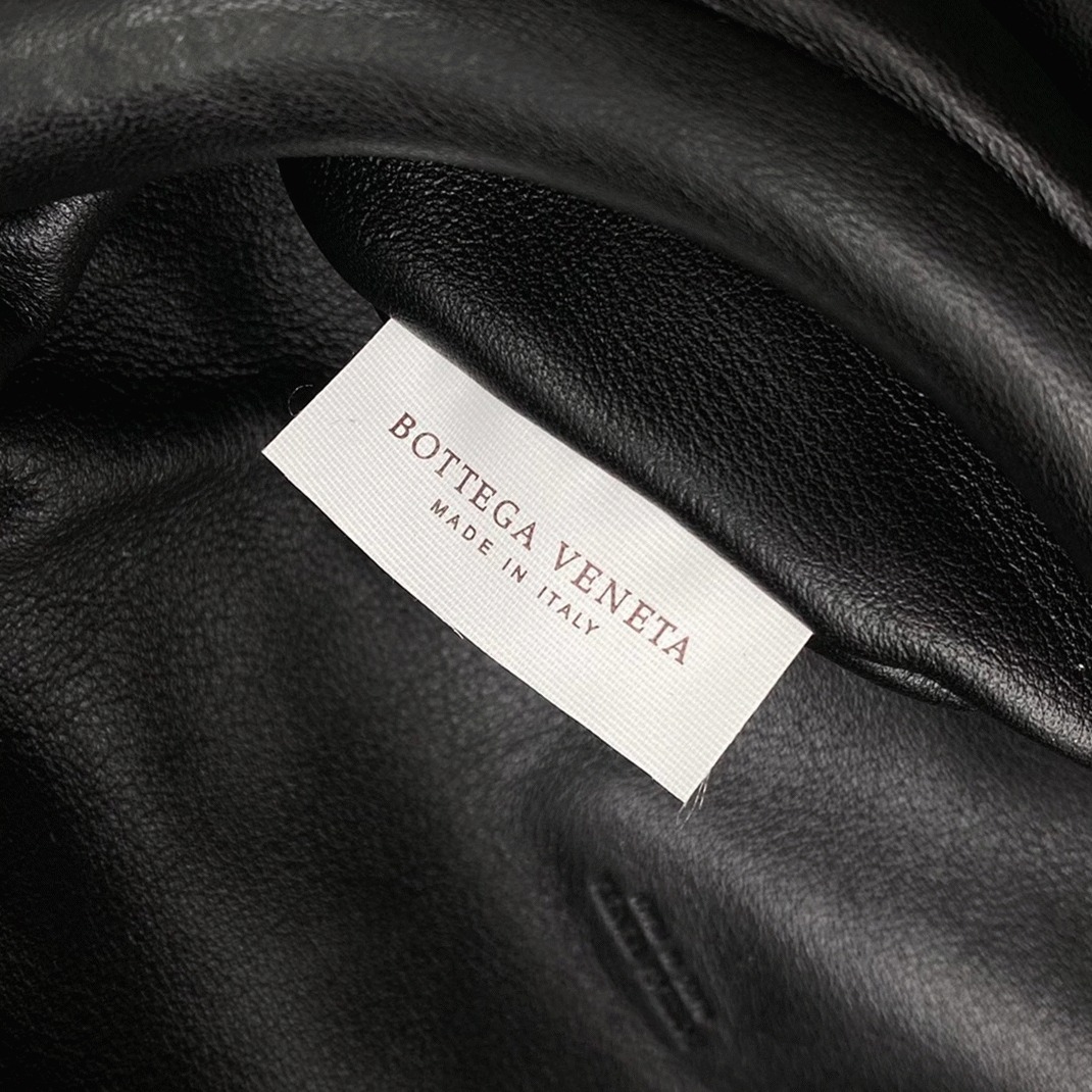 Replica B0tt*ga Ven*ta The Pouch Belt Bag Black