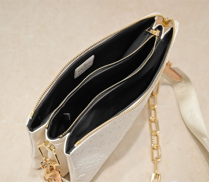 L0vis Vvtt0n Coussin PM Bag In Cream With Jacquard Strap