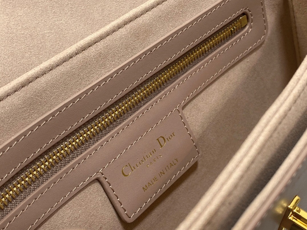 D10r 30 Montaigne Avenue Bag Fake in Heritage Pink Box Calfskin