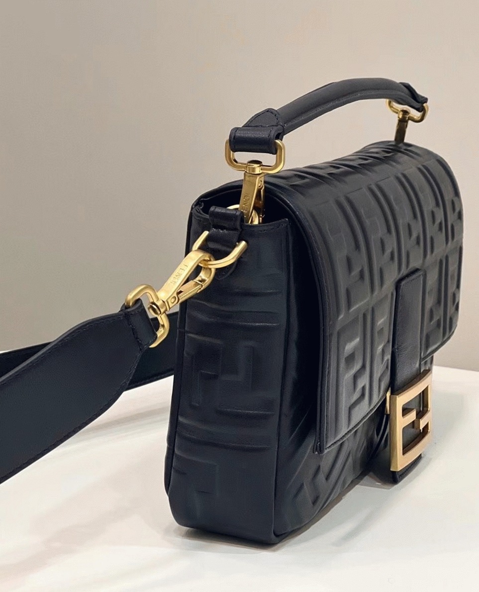 Top Quality Fake F**di Large Baguette Bag In Black FF