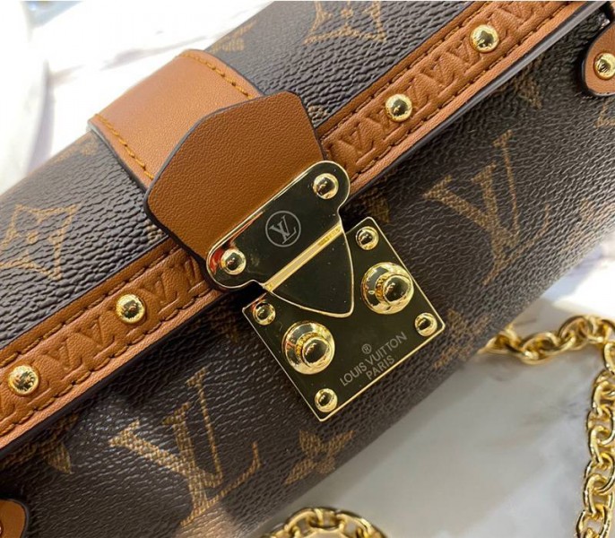 L0vis Vvtt0n Monogram Canvas Papillon Trunk Bag