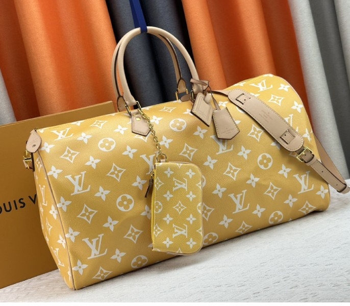 L0vis Vvtt0n Speedy P9 Bandouliere 50 Bag In Yellow