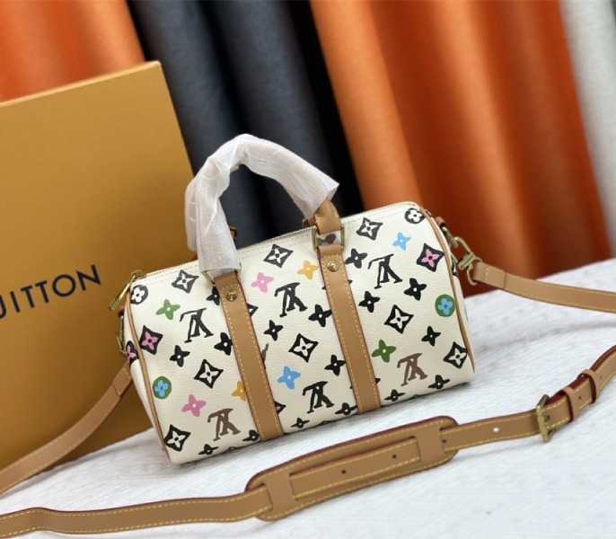 L0vis Vvtt0n Monogram Craggy Keepall Travel 25 Bag In Vanilla