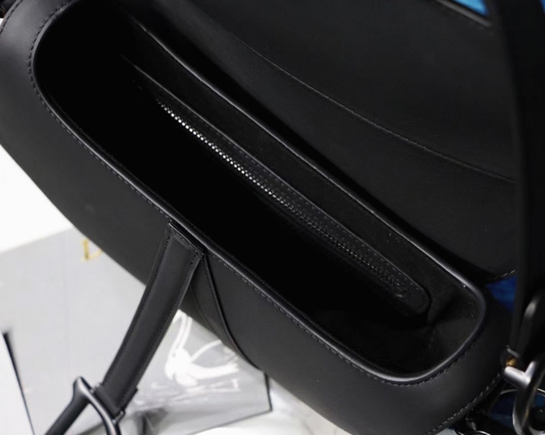 D10r Saddle Mini Bag Knockoff in Black Ultramatte Calfskin