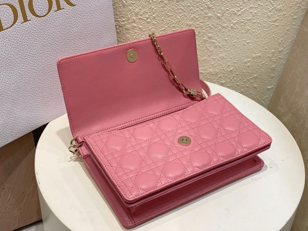 D10r Miss D10r Top Handle Bag Replica in Melocoton Pink Cannage Lambskin