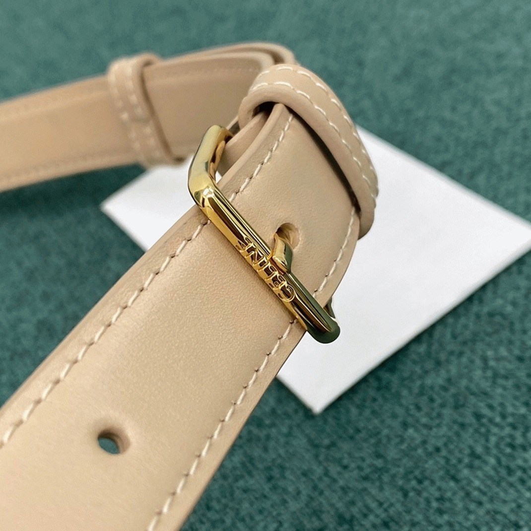 Top Quality Imitation Ce1i*e Triomphe Medium Bag In Nude