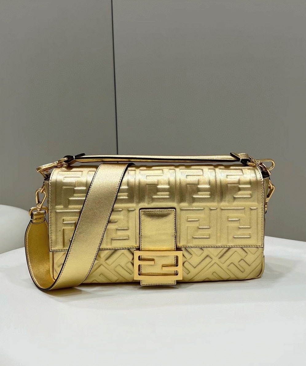 Top Quality Replica F**di Large Baguette Bag In Gold FF