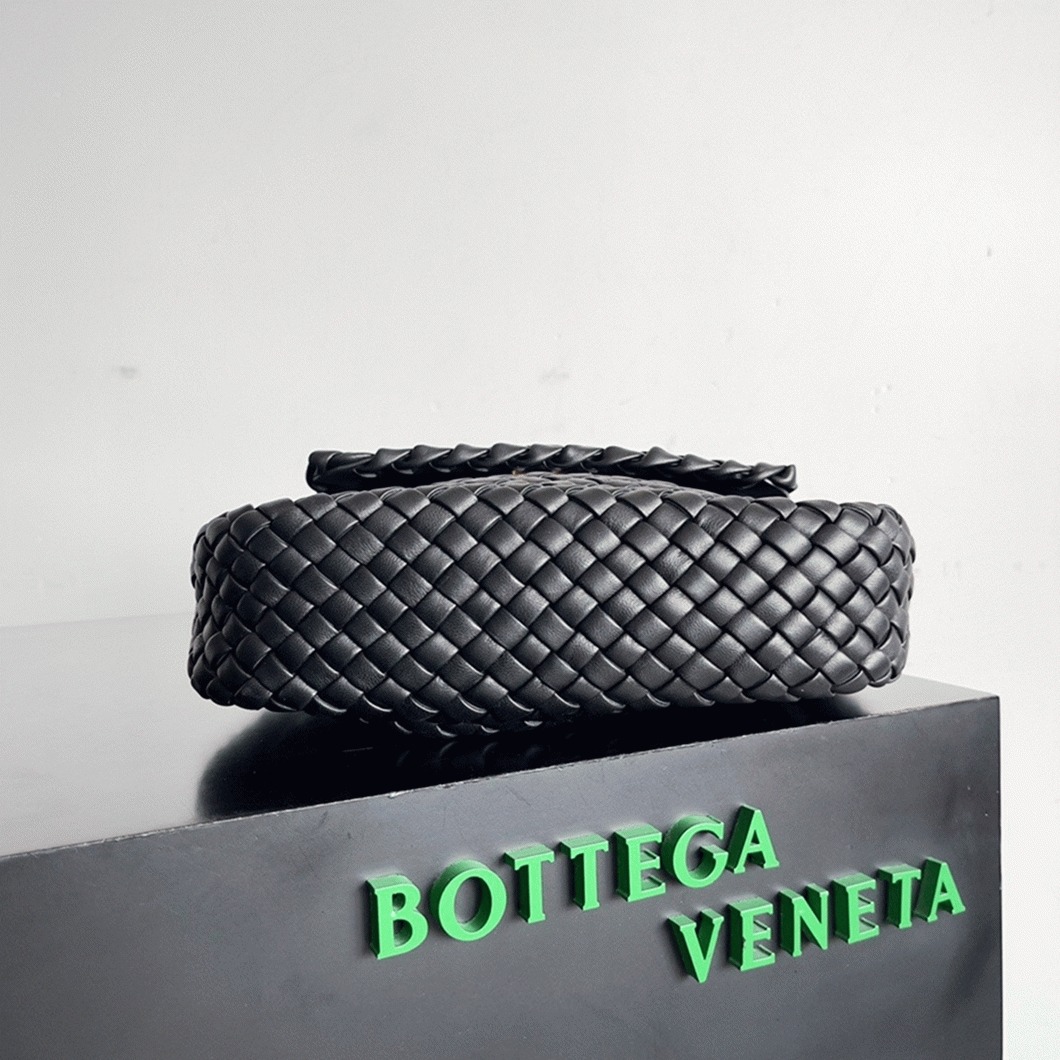 Replica B0tt*ga Ven*ta Cobble Small Bag Black
