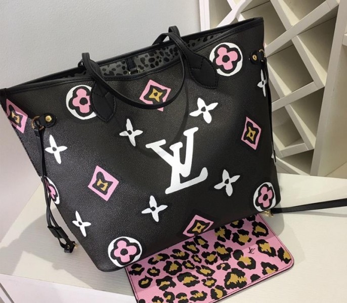 L0vis Vvtt0n Wild At Heart Neverfull MM Bag In Black