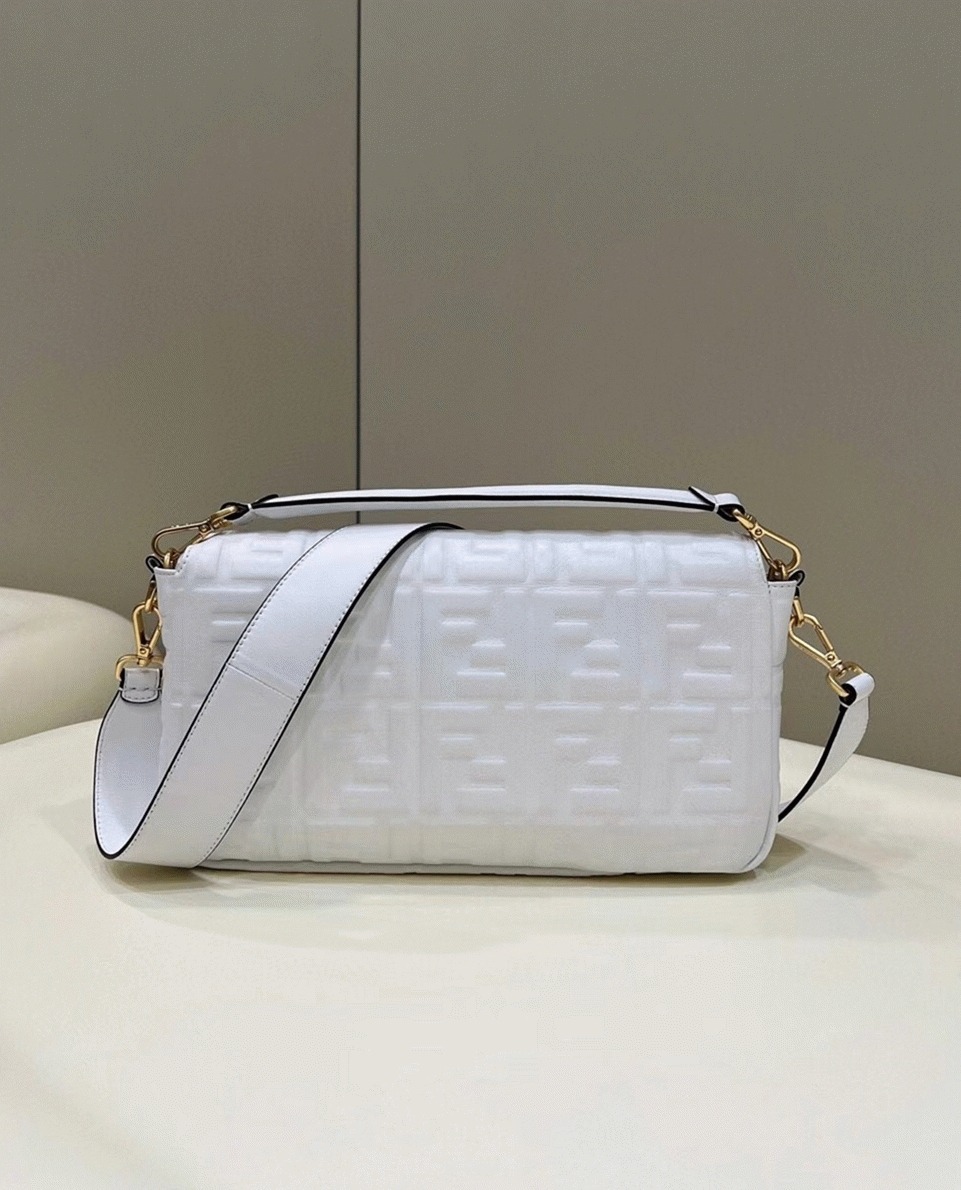 Top Quality Knockoff F**di Large Baguette Bag In White FF