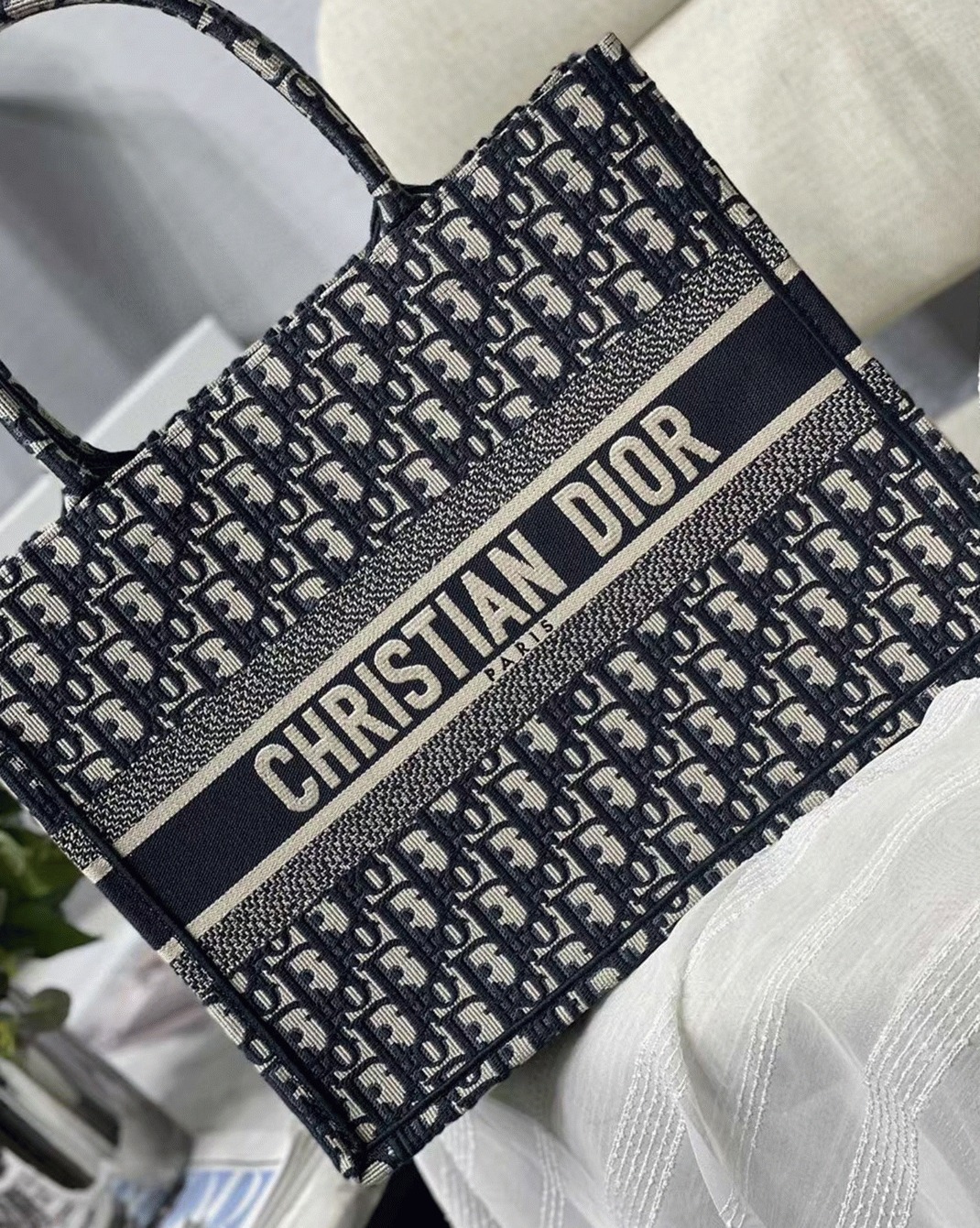 D10r Medium Book Tote Bag Replica in Blue D10r Oblique Embroidery