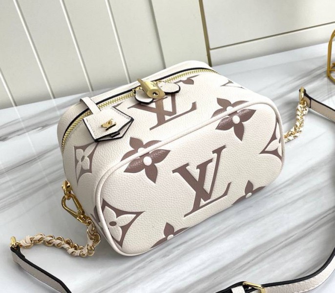 L0vis Vvtt0n Bicolor Monogram Empreinte Vanity PM Bag In Cream And Bois De Rose Pink