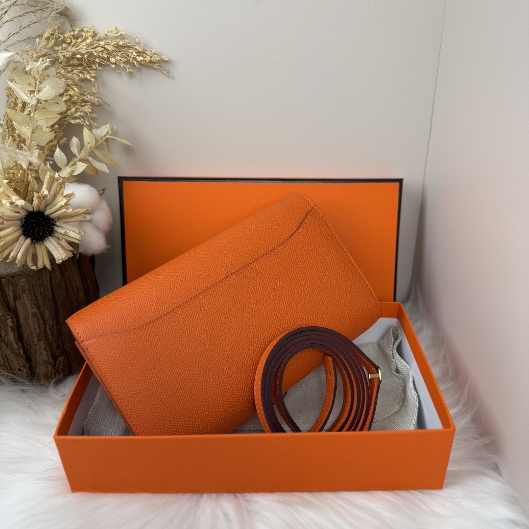 H**me5 Constance To Go Rock wallet