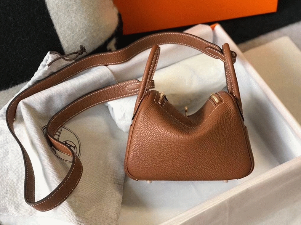 Top replica H**me5 Lindy Mini handbag in gold