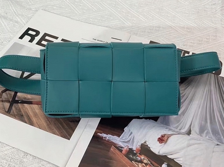 Replica B0tt*ga Ven*ta Cassette Belt Bag Mallard