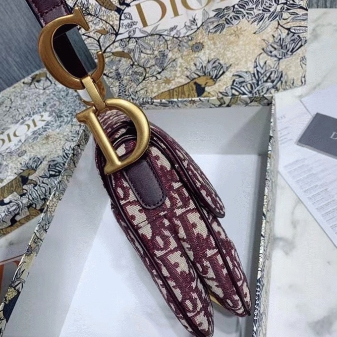 D10r Saddle Bag Faux in Burgundy D10r Oblique Jacquard
