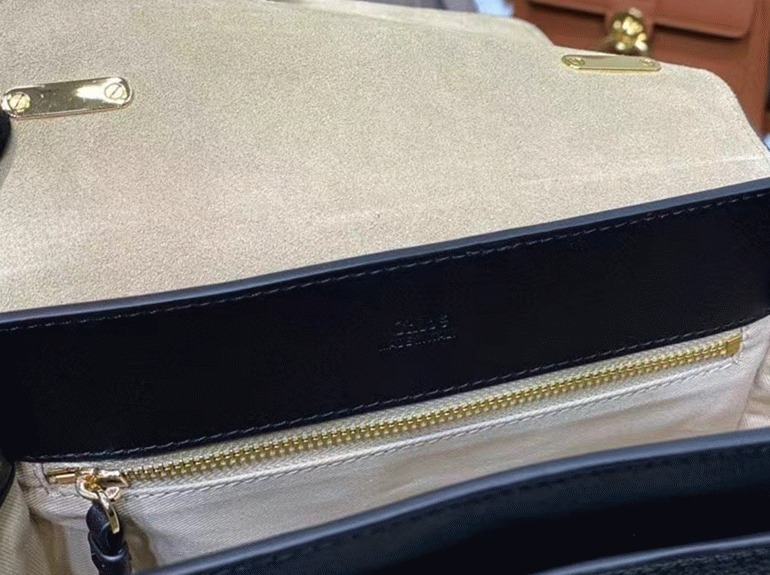 top quality knockoff Ch10e small tess day bag in black grained leather
