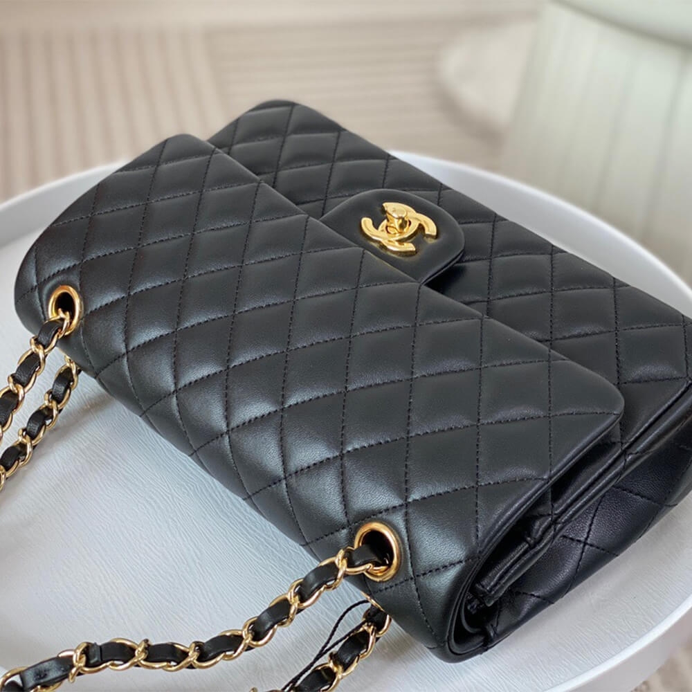 Ch**el Classic handbag medium (High-end grade)