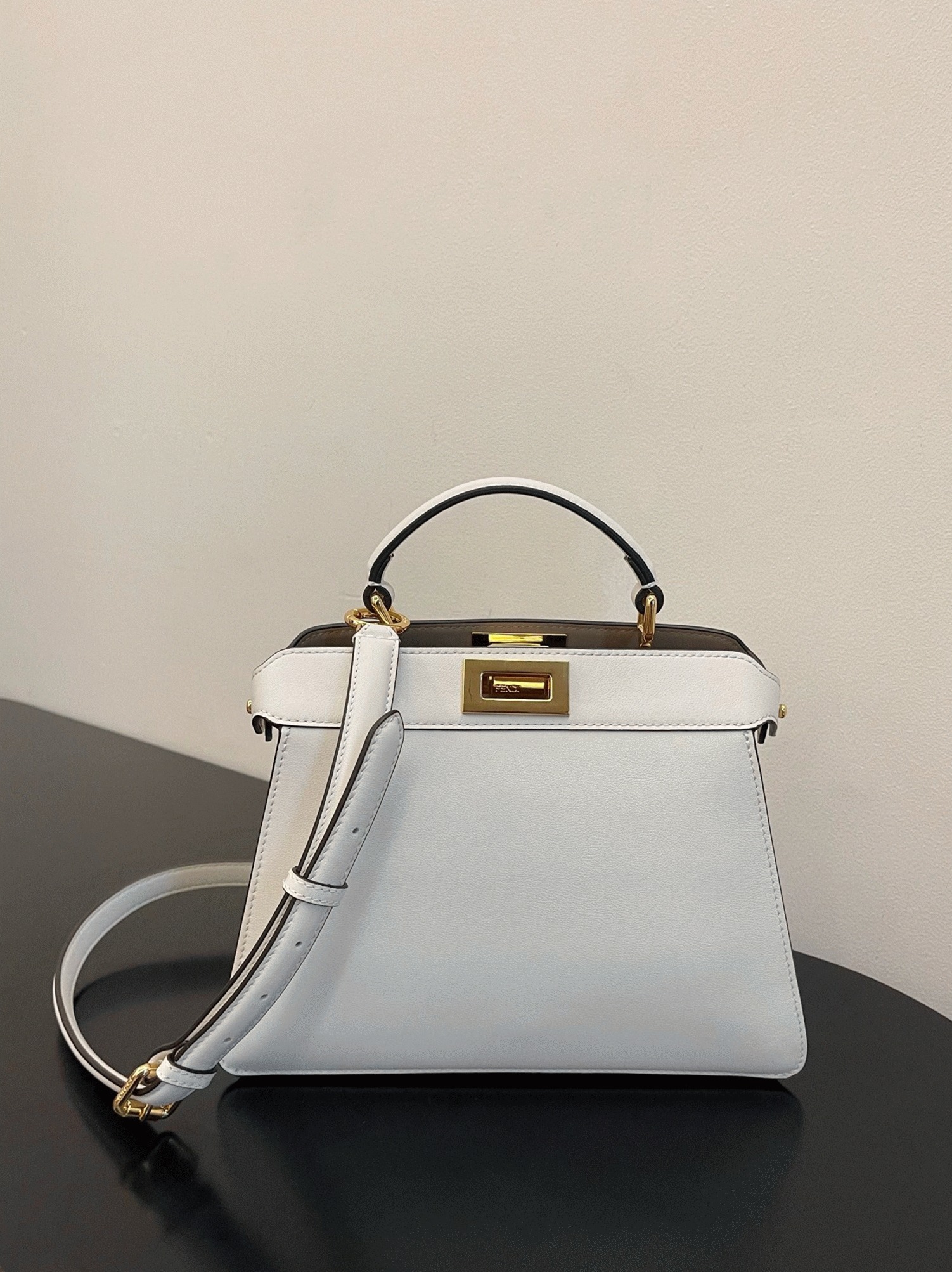 Top Quality Fake F**di Peekaboo ISeeU Medium Bag In White Calfskin