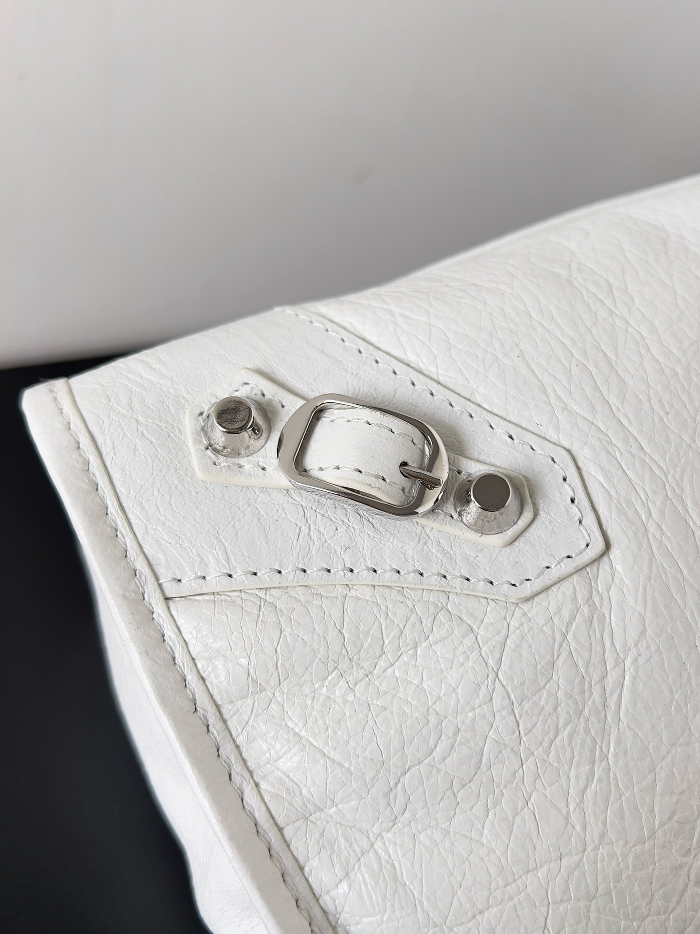 Knockoff Ba1en*iaga Le City Small Bag White Arena Lambskin