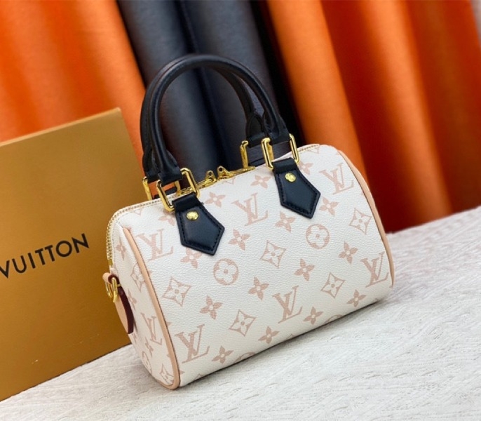 L0vis Vvtt0n Monogram Dune Canvas Speedy 20 Handbag With Jacquard Strap