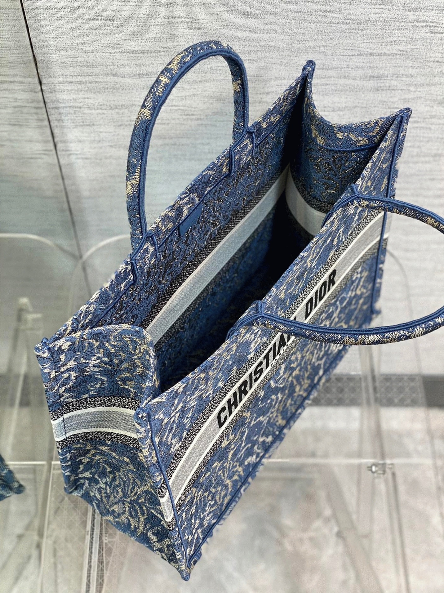 d10r large book tote bag replica in blue brocart De*1m-effect embroidery