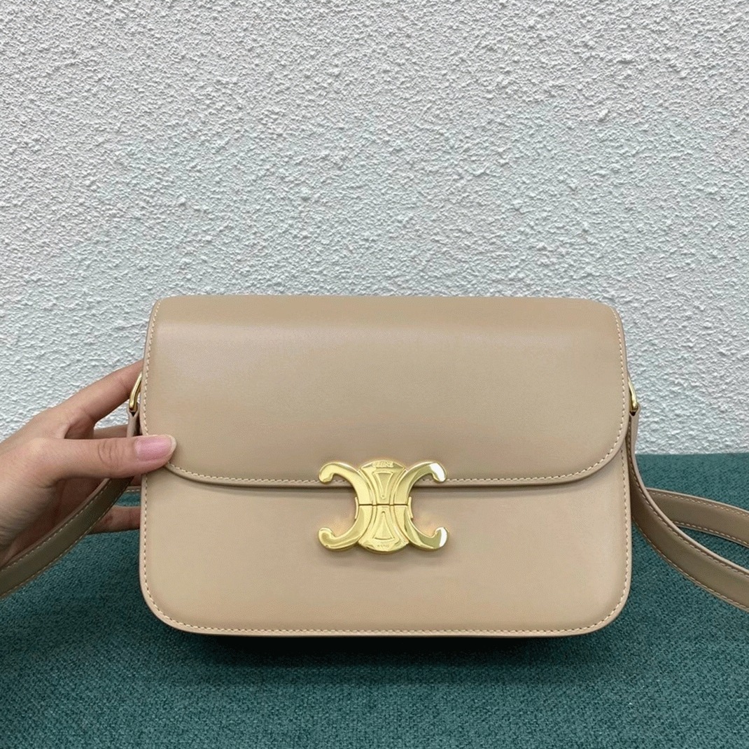 Top Quality Imitation Ce1i*e Triomphe Medium Bag In Nude