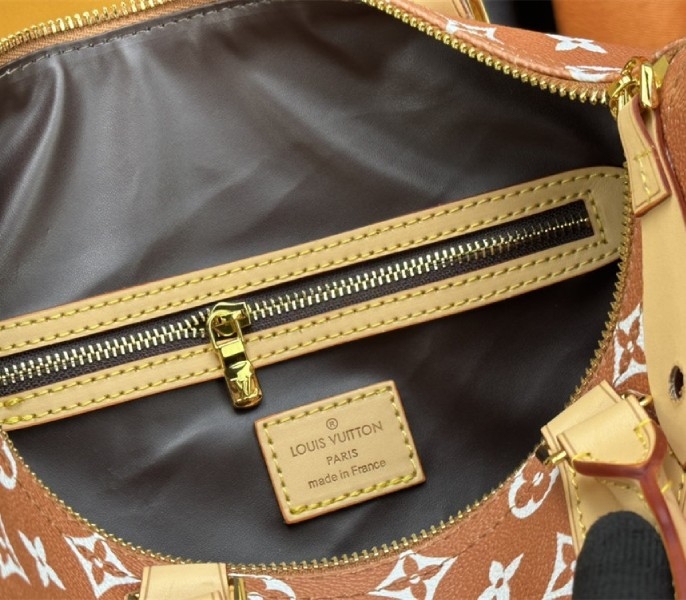 L0vis Vvtt0n Speedy P9 Bandouliere 30 Bag In Camel