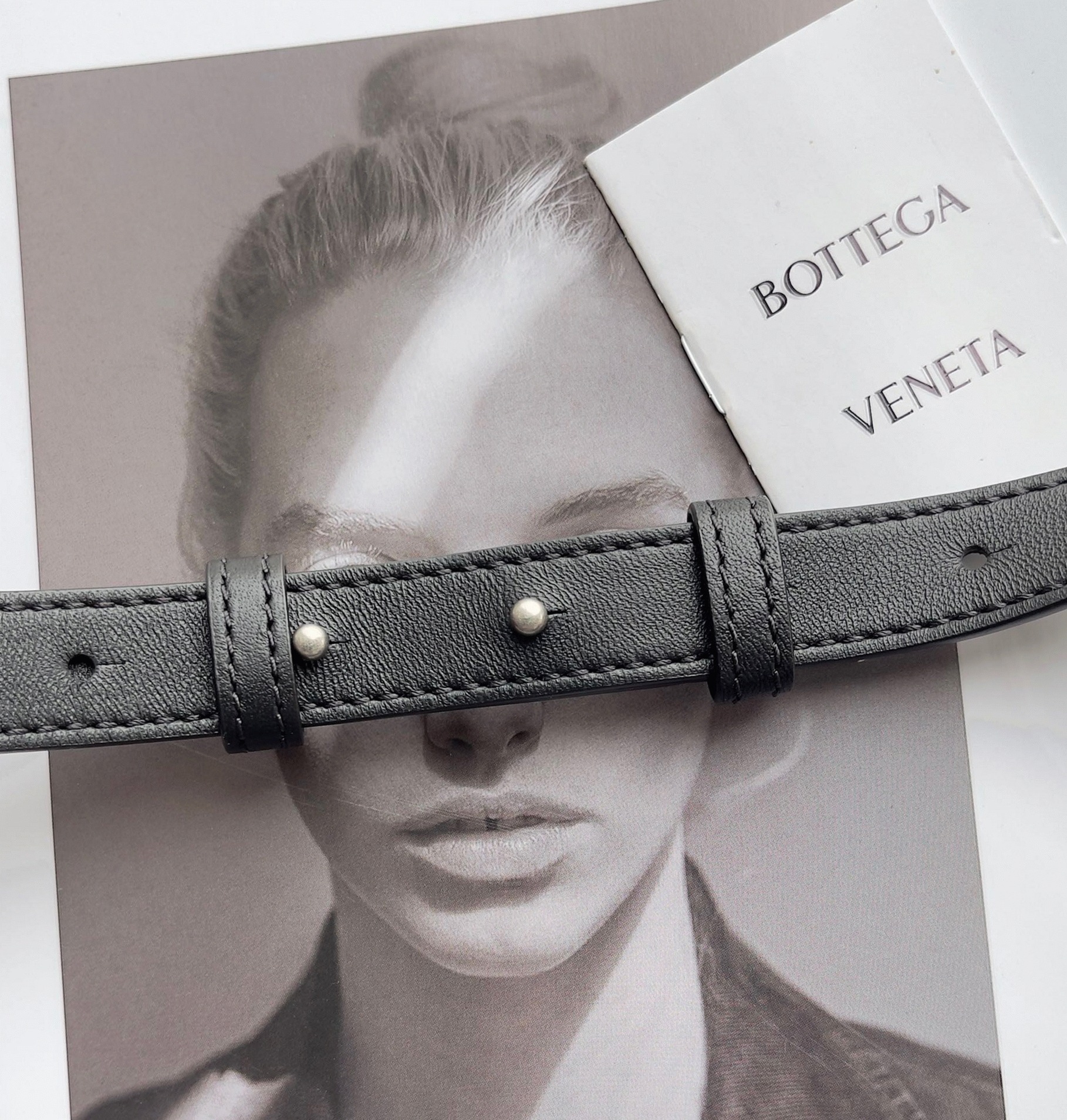 Top Quality Replica B0tt*ga Ven*ta Candy Cassette Bag In Black