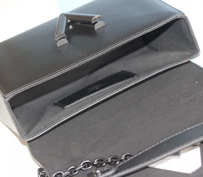 L0vis Vvtt0n Epi Leather Twist MM Canvas Trompe loeil Braid Bag In All Black