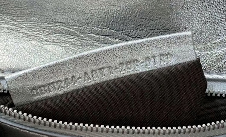 Top Quality Fake F**di Peekaboo Mini Bag In Silver Metallic Lambskin