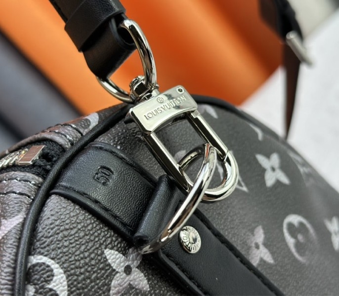 L0vis Vvtt0n Brushed Monogram Leather Keepall Bandouliere 50 In Black