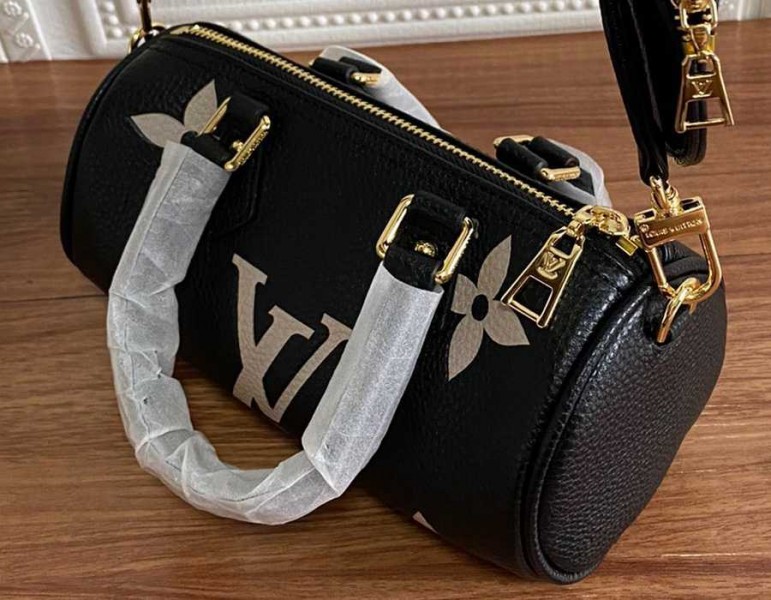 L0vis Vvtt0n Monogram Empreinte Papillon BB Bag In Black And Beige