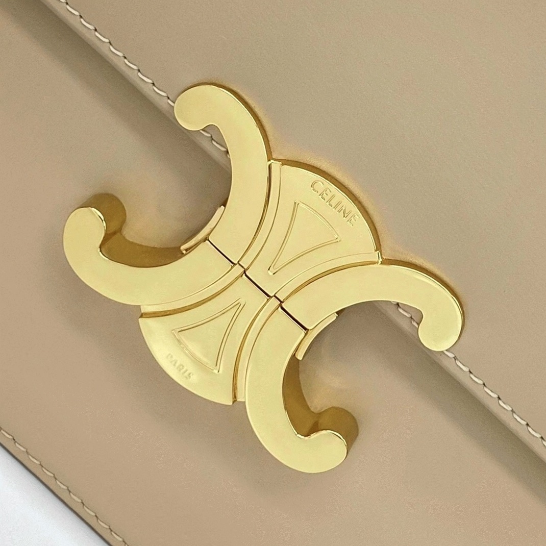 Top Quality Imitation Ce1i*e Triomphe Medium Bag In Nude