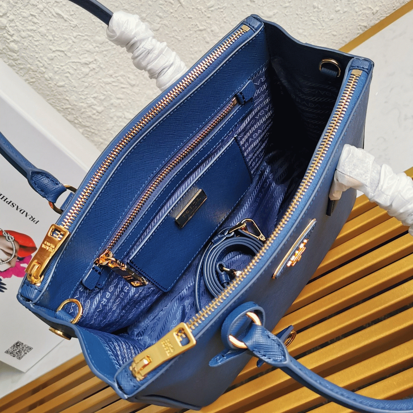 Bluette Pra*a Galleria Medium Bag Knockoff