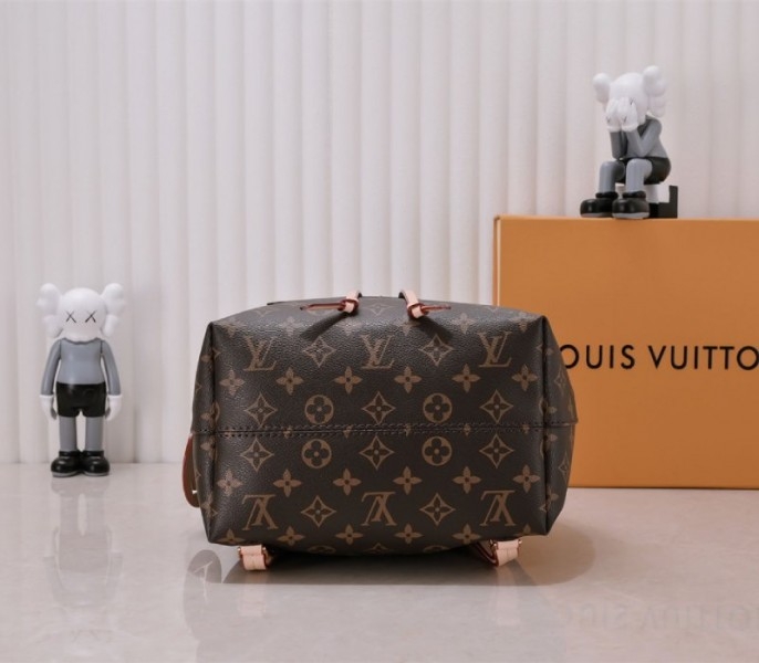 L0vis Vvtt0n Monogram Canvas Montsouris PM Backpack
