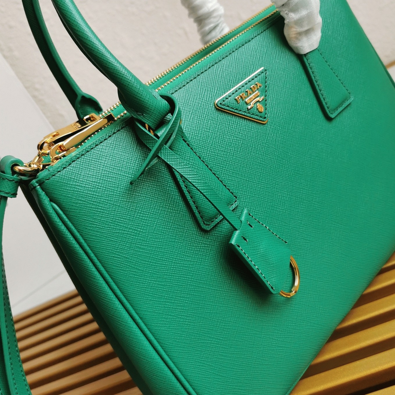 Mango Pra*a Galleria Medium Bag Fake