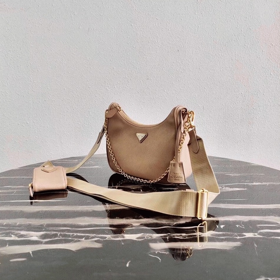 Pra*a Re-Edition Shoulder Bag Replica in Beige
