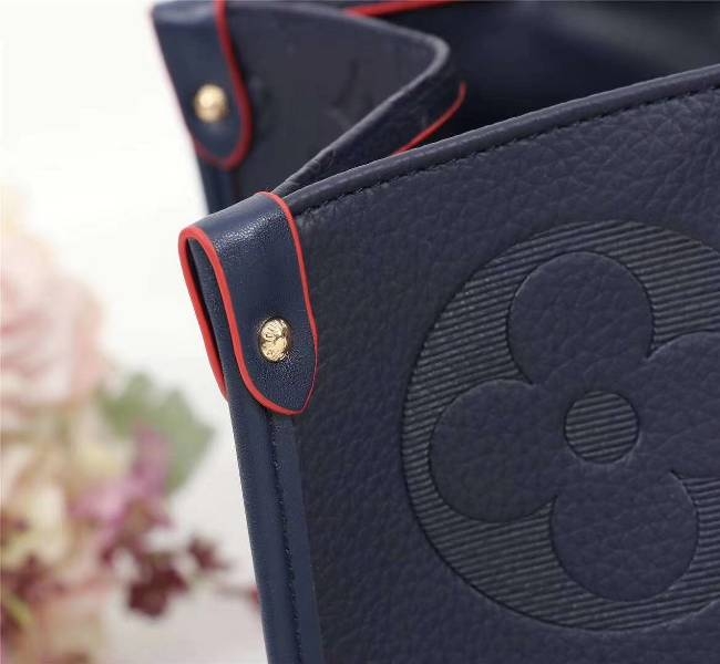 L0vis Vvtt0n Monogram Empreinte Giant Onthego GM Tote In Navy Blue