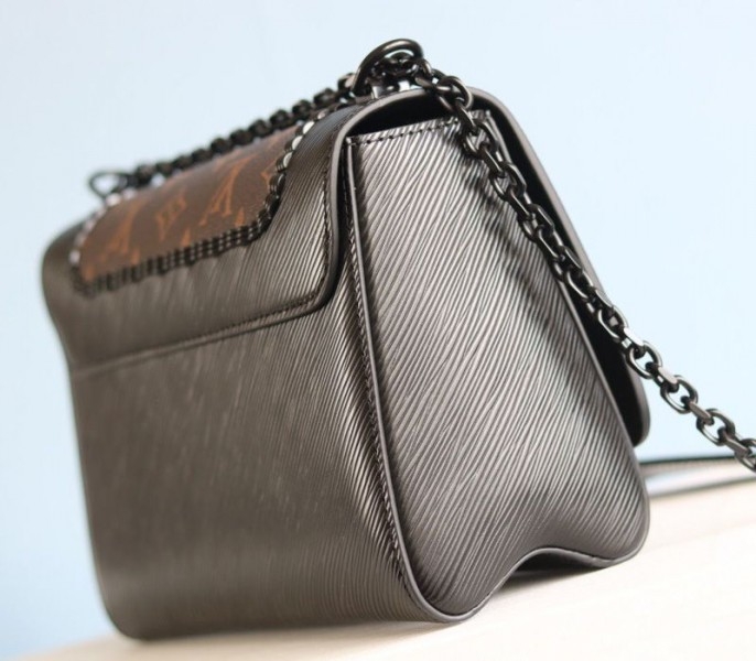 L0vis Vvtt0n Epi Leather Twist MM Canvas Trompe loeil Braid Bag In All Black