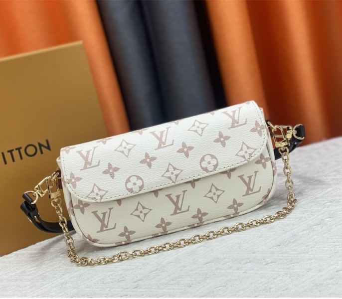 L0vis Vvtt0n Monogram Dune Canvas Ivy Wallet With Chain And Strap