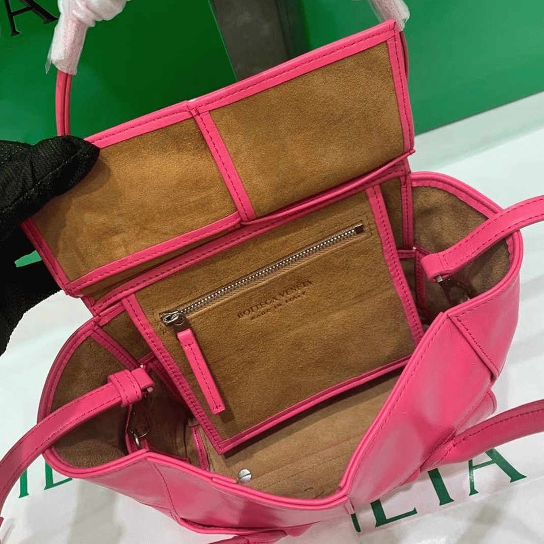 Top Quality Knockoff Previous Previous B0tt*ga Ven*ta Arco Mini Bag In Pink