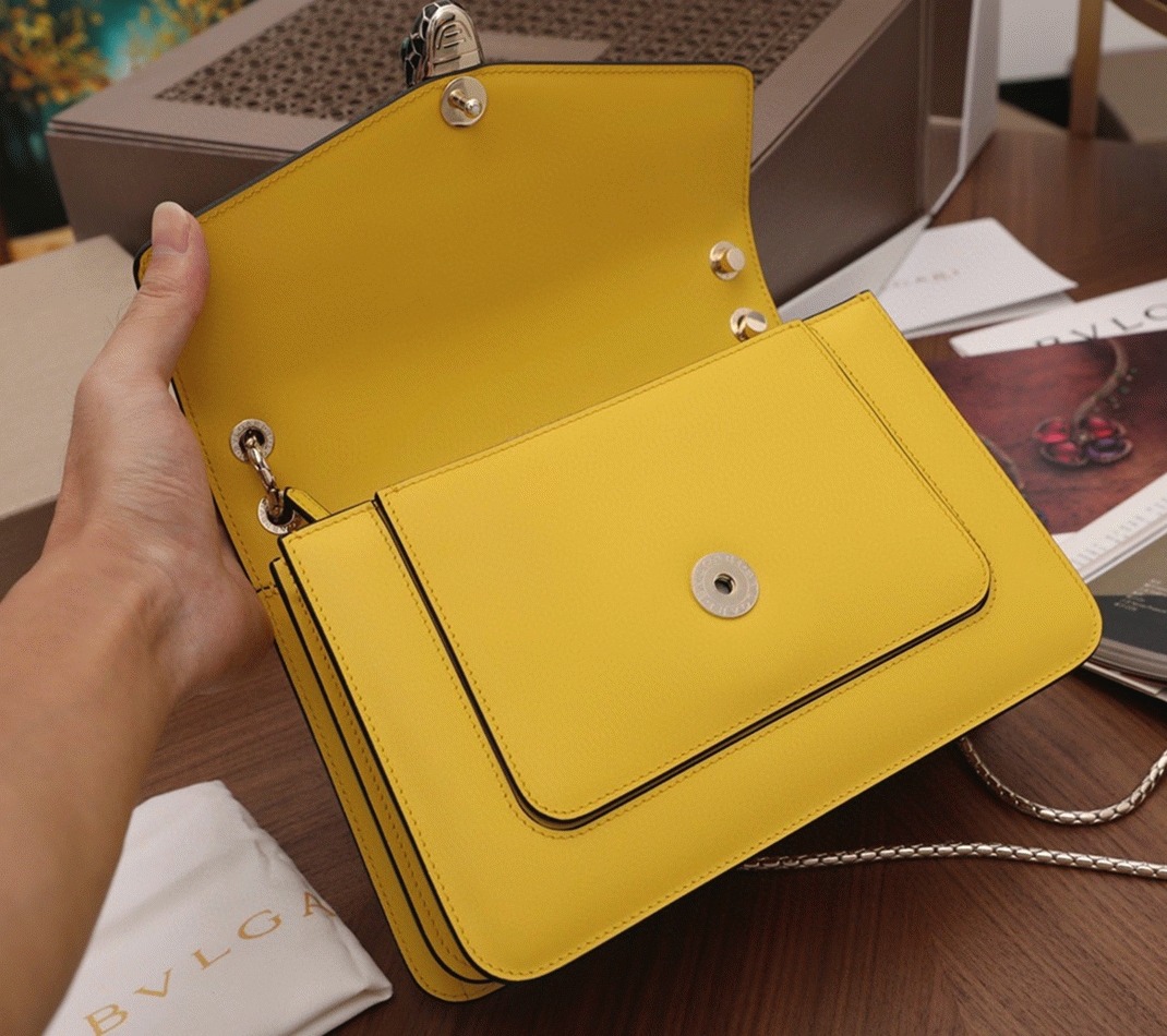 Replica Bv1g*ai Serpenti Forever Medium Shoulder Bag Yellow Calfskin