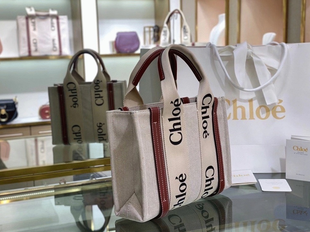 top quality replica Ch10e small woody tote bag in canvas with camel leather strips
