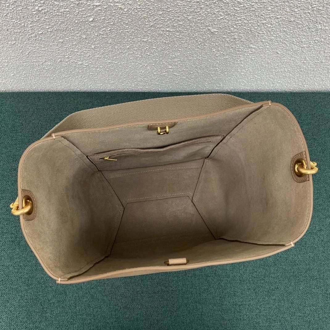 Top Quality Fake Ce1i*e Sangle Bucket Bag In Taupe Grained Calfskin