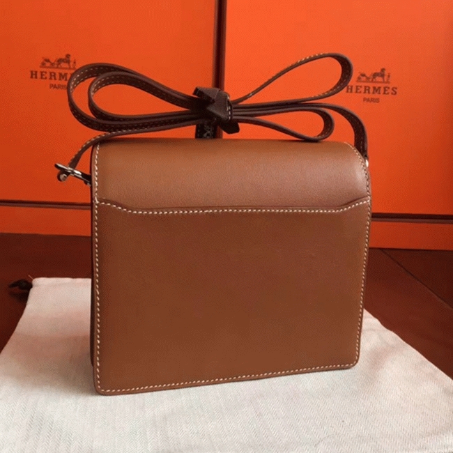 Caramel replica H**me5 Mini Sac Roulis handbag