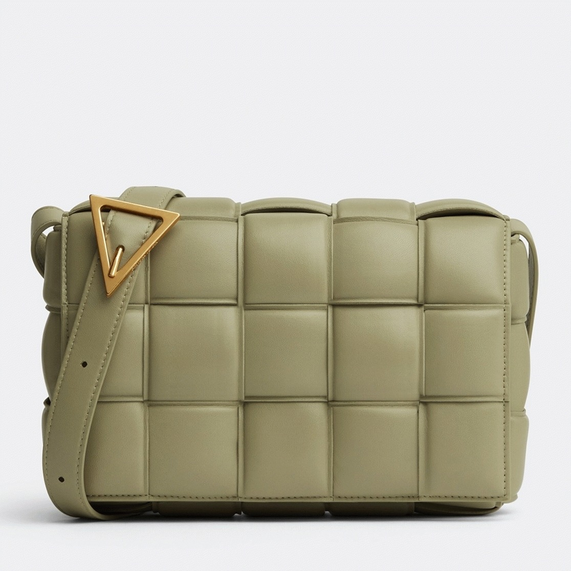 Top Quality Knockoff B0tt*ga Ven*ta Padded Cassette Bag In Travertine