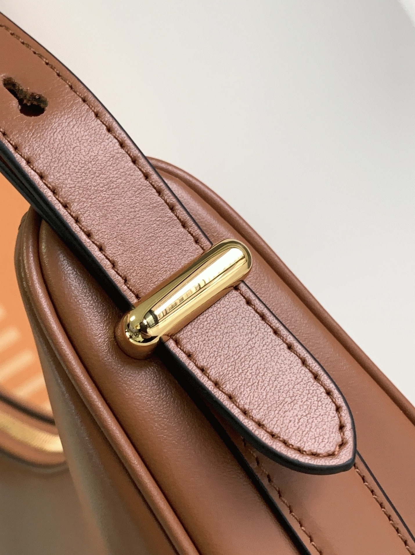 Brown Pra*a Arque Shoulder Bag Replica