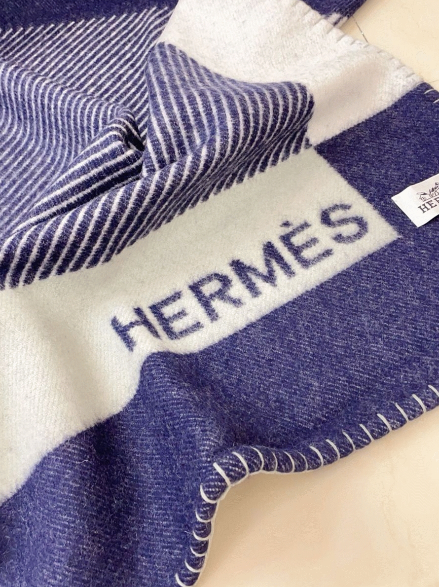 Fake H**me5 H Riviera blanket in marine wool and cashmere